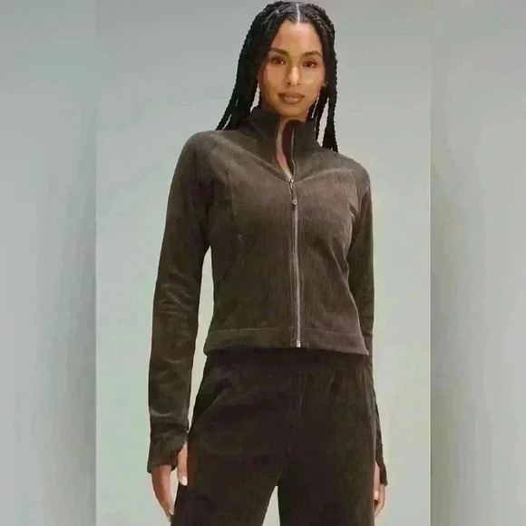 NWT Lululemon Woman’s Scuba Track Jacket Velvet Cord. - Picture 1 of 12